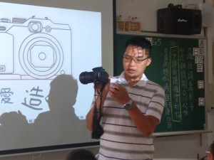彥綸老師帶領學員認識光學與成像原理