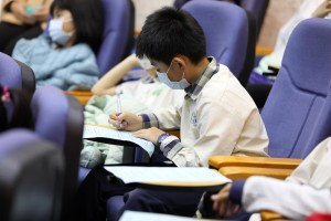 西門國小學子也慕名而來留下學習軌跡