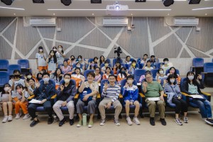 ▲AI時代來臨，懂得善用工具，會讓我們生活更便利，謝謝尹相志講師帶來的精彩分享。