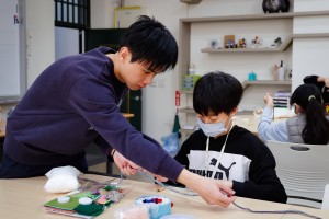 ▲今天還有一位小帥哥助教楷諺老師。