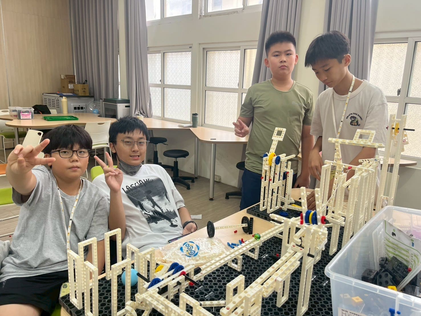 LINE_ALBUM_暑期營隊活動-上午場-智高機關王體驗營_250805_142