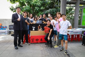 今天掌中大戲演出成功